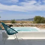 Ciel Paros Hotel apartamentowy 4*