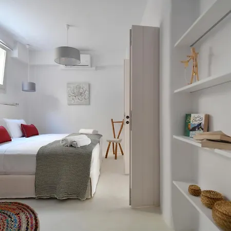 Ciel Paros شقة فندقية 4*