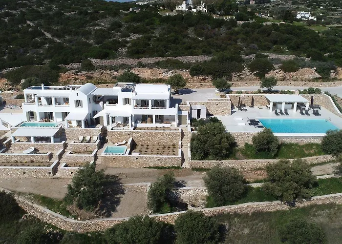 Ciel Paros Aparthotel