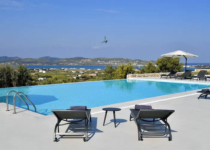 Ciel Paros Aparthotel 4*