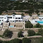 Ciel Paros 아파트호텔