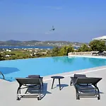 Ciel Paros 아파트호텔 4*