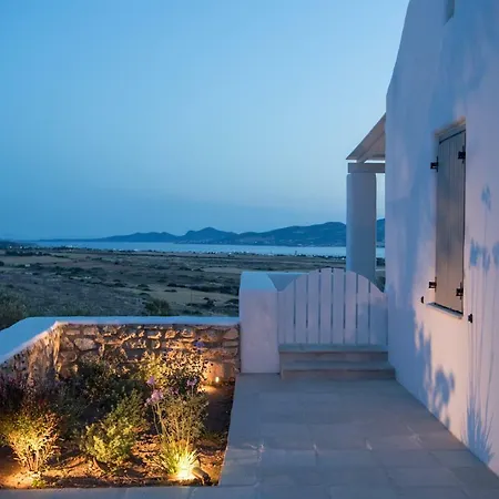 Ciel Paros شقة فندقية 4*